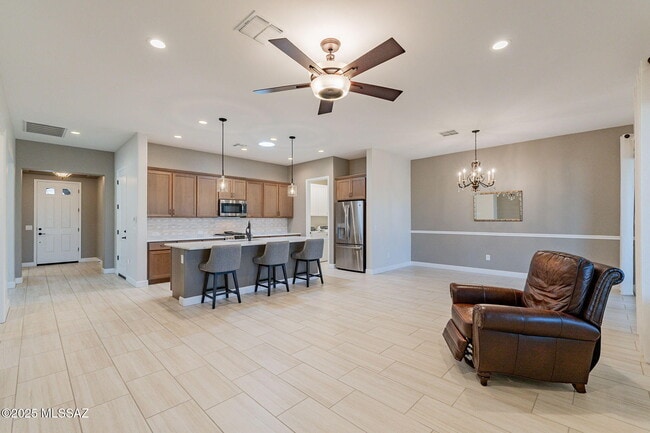 Building Photo - 39548 S Summerwood Dr