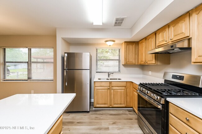 Building Photo - 7506 Centauri Rd