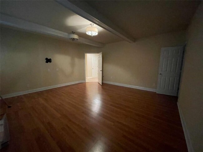 Building Photo - 1378 Greencrest Ct SW
