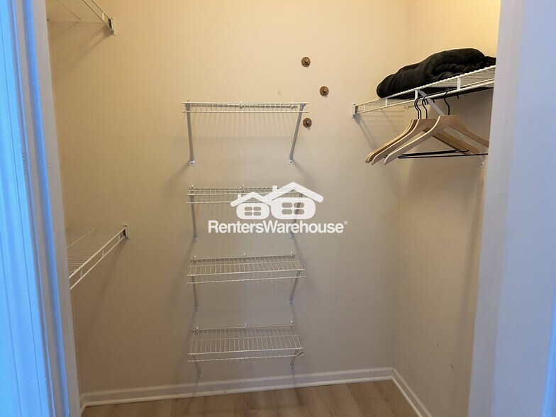 Building Photo - 1241 Strassner Dr
