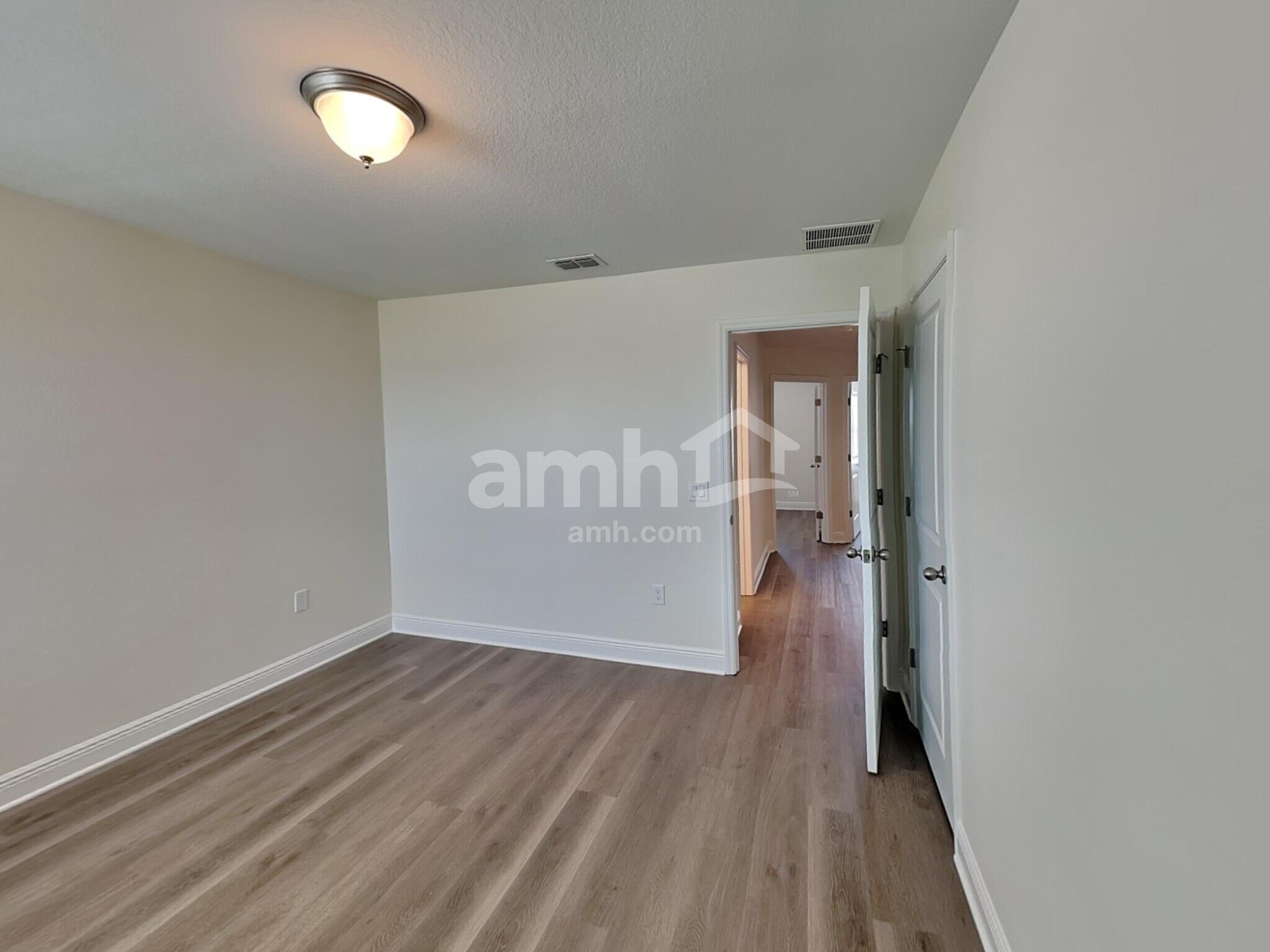 Building Photo - 1085 Heavenly Dr