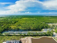 Building Photo - 232 Kara Lake Dr