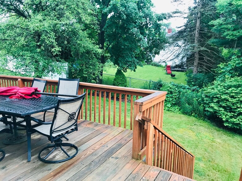 Building Photo - 2614 Magnolia St