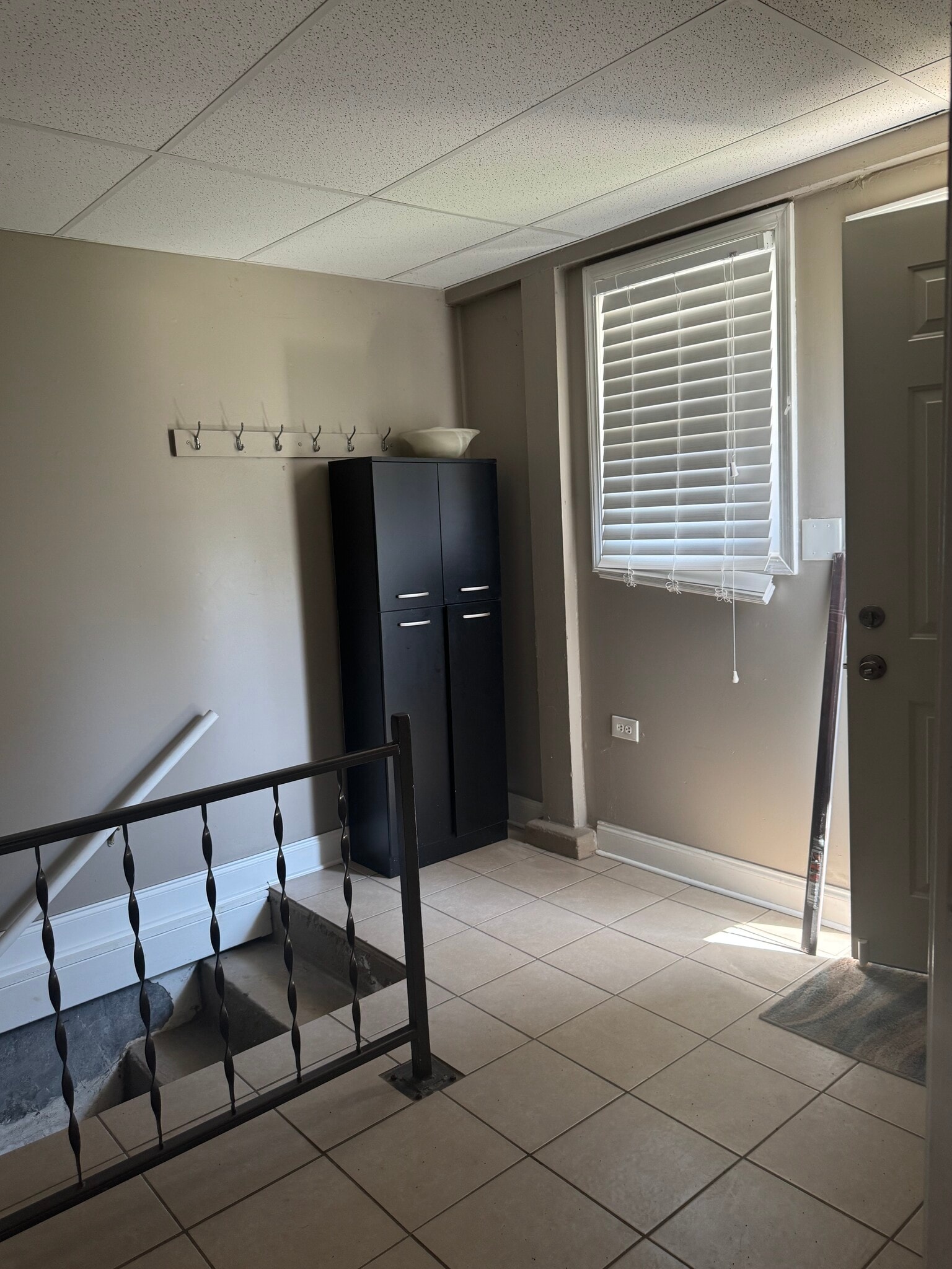 Building Photo - 1402 S State St