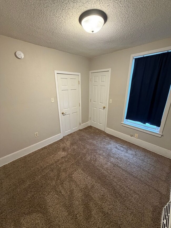 Building Photo - AVAILABLE NOW - 3 bed/1.5 bath Home In Superior with Bonus Room!