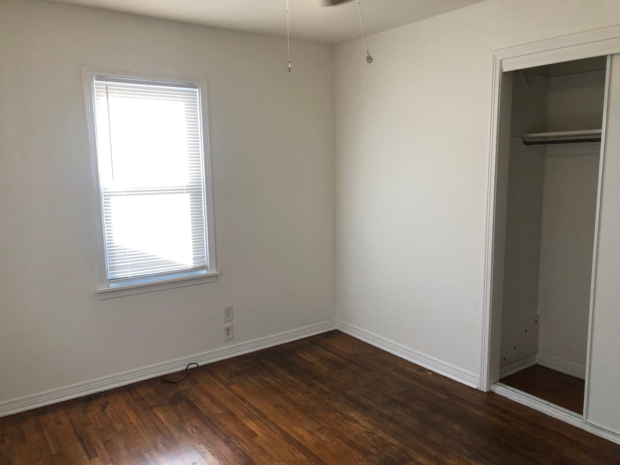 Building Photo - 3231 S Palisade Ave