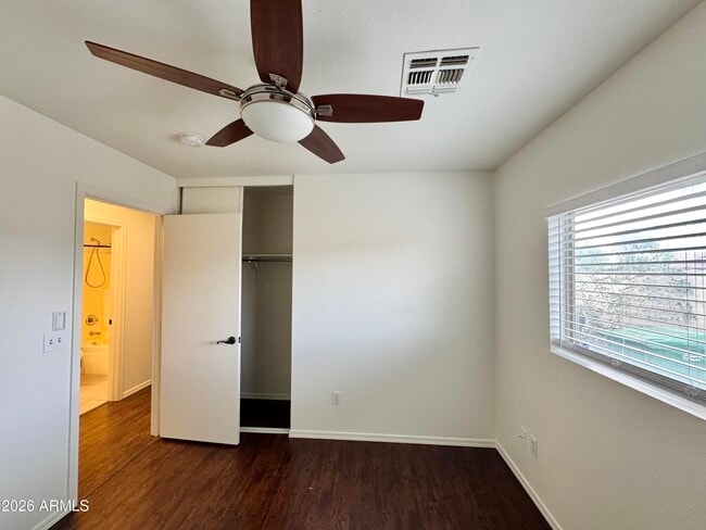 Building Photo - 8548 E Laguna Azul Ave