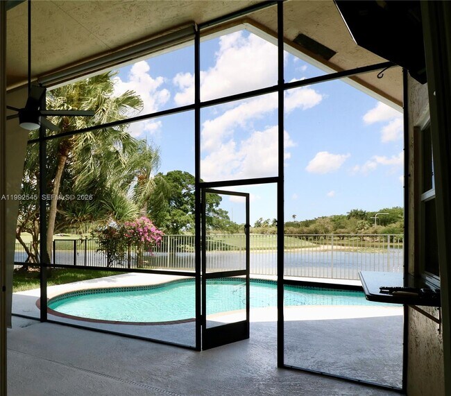 Building Photo - 2686 Palmer Pl