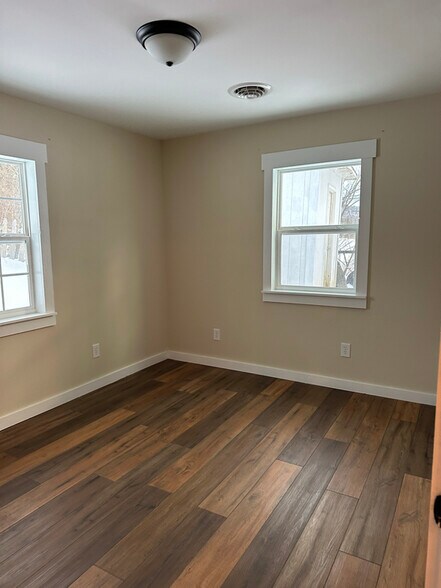 Building Photo - 1070 Lusters Gate Rd