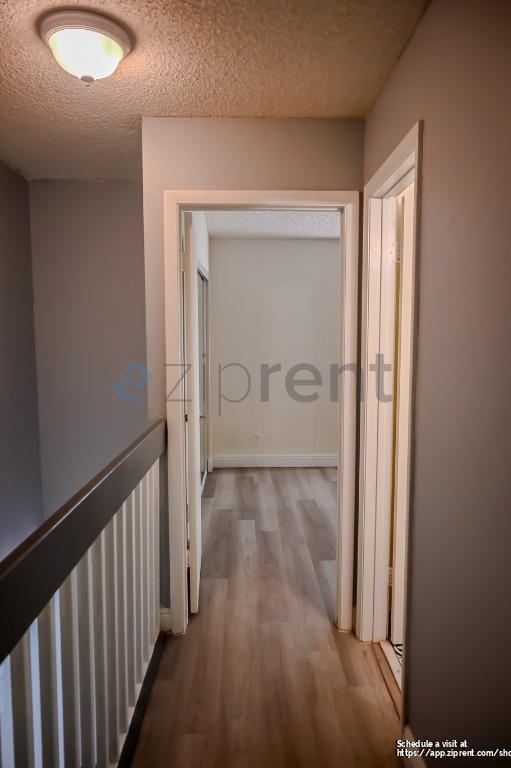 Building Photo - 9761 Riverside Dr