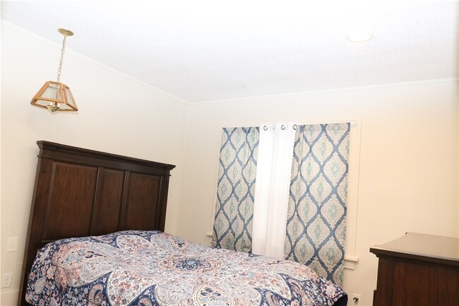 Building Photo - 195 Brookridge Dr