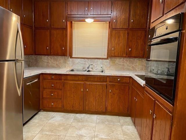 Building Photo - 2240 Shady Meadow Dr