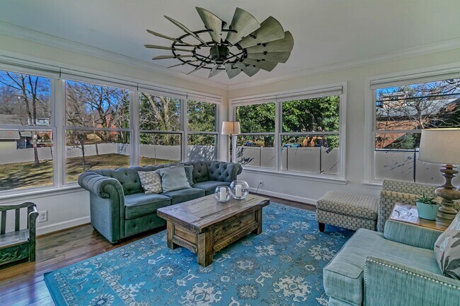 Building Photo - 6612 Kerns Rd