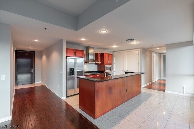 Building Photo - 4575 Dean Martin Dr