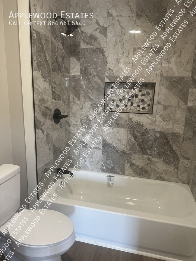 Building Photo - 509 Hetty Hill St