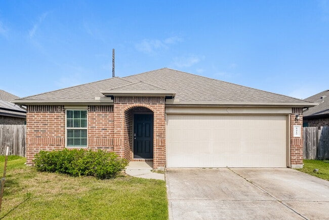 Building Photo - 8419 Ideal Dr