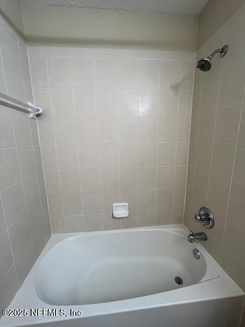 Building Photo - 1562 Canopy Oaks Dr