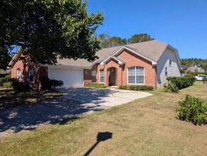 Building Photo - 192 Sugar Plum Dr