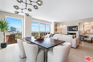 Building Photo - 10550 Wilshire Blvd