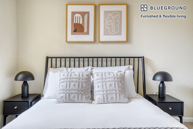 Building Photo - 1000 National Ave