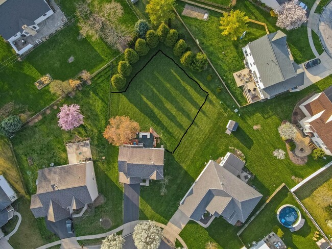 Top view 2021, fence and shed added 2022 - 5997 Stillponds Pl