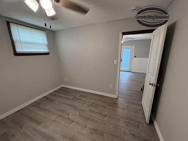 Building Photo - 1712 Garden Dr