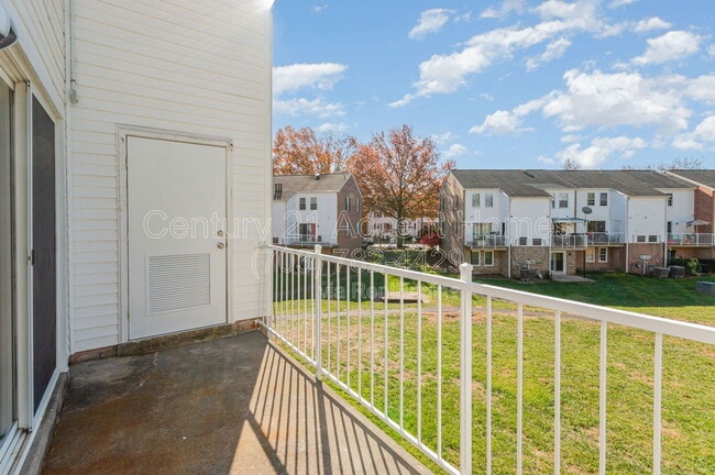 Building Photo - 14447 Cool Oak Ln