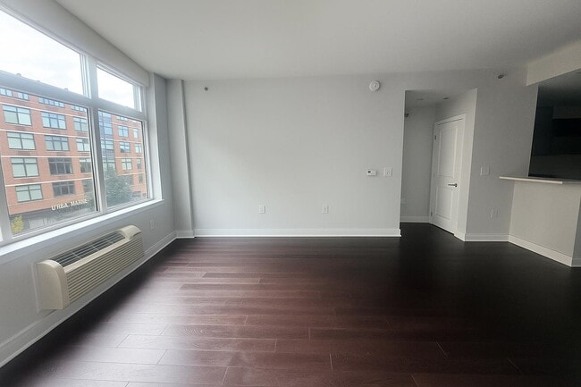 Building Photo - 1450 Washington St