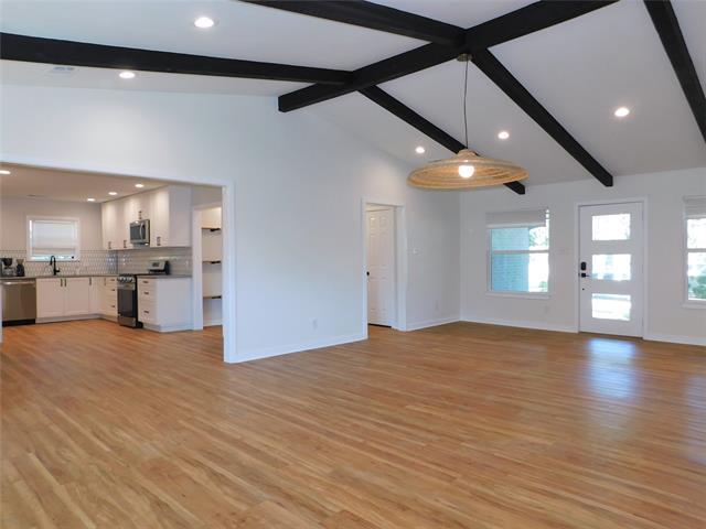 Building Photo - 1400 Angelina Bend Dr