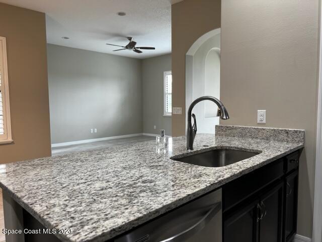 Building Photo - 8890 Napolo Dr