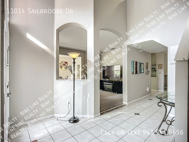 Building Photo - 11014 Sailbrooke Dr
