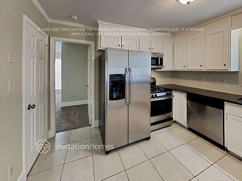 Building Photo - 9912 Spring Harvest Dr