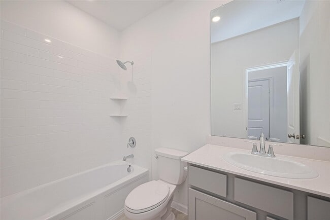 Building Photo - 2430 Dewford Fls Dr