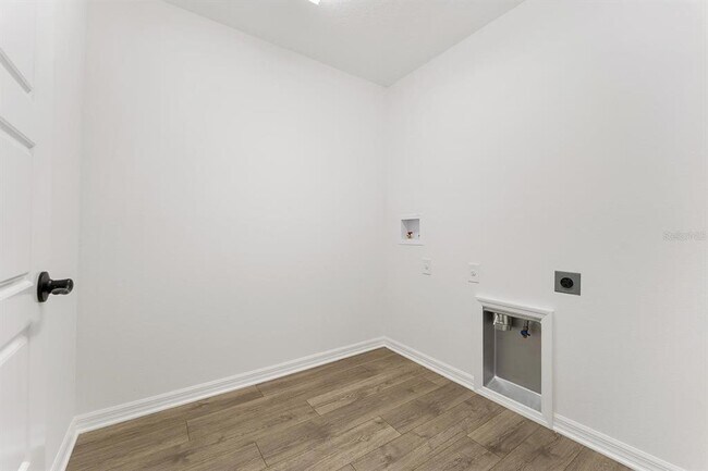 Building Photo - 7848 Byers St