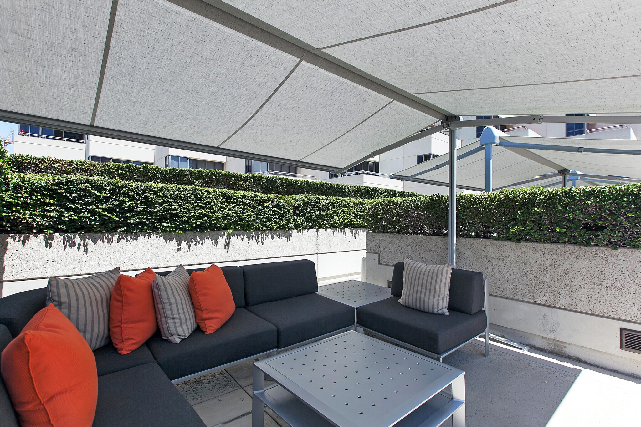 Building Photo - 700 Front St