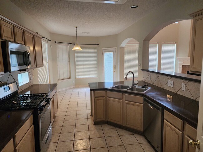 Building Photo - 5518 Morgan Park Ln