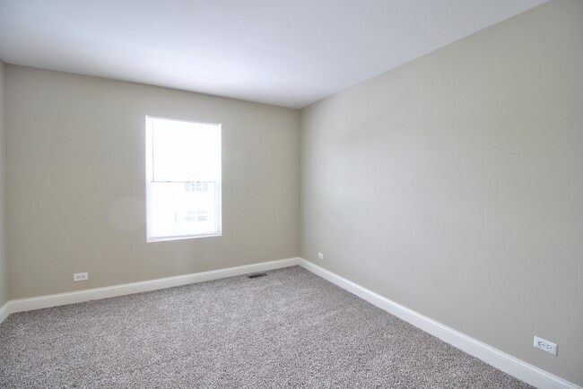 Building Photo - 4562 Garritano St