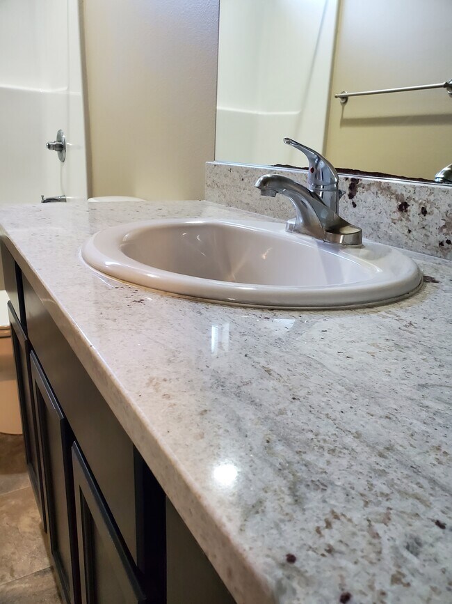 Building Photo - 4778 Beach Ln