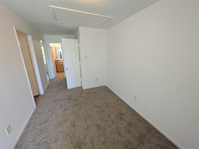 Building Photo - 4523 Perry St