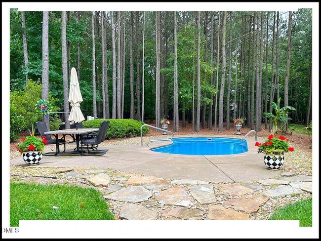 Building Photo - 8025 Debenham Dr