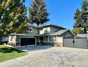 Building Photo - Enjoy the Good Life on Easy Street! RV Par...