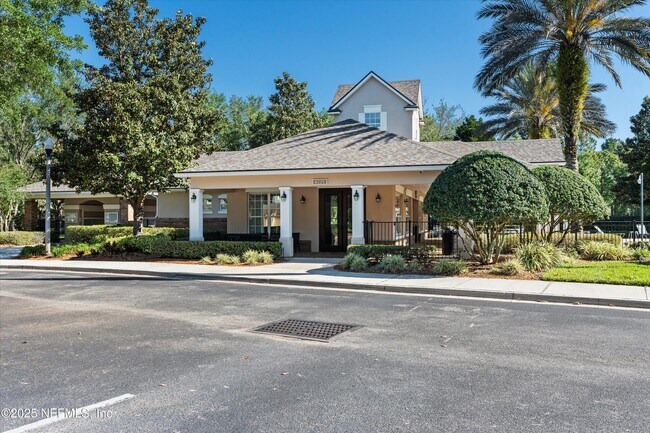 Building Photo - 6633 Jefferson Garden Ct