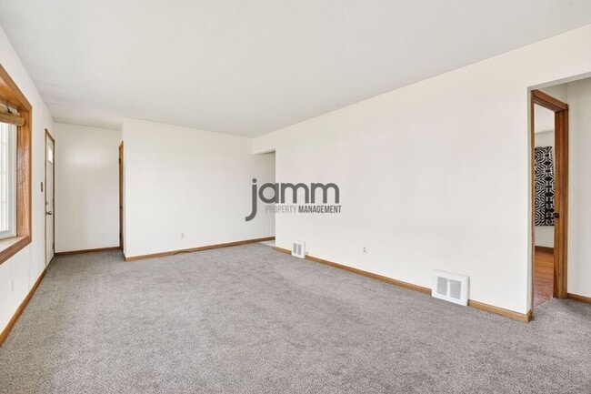 Building Photo - 16261 Remora Blvd