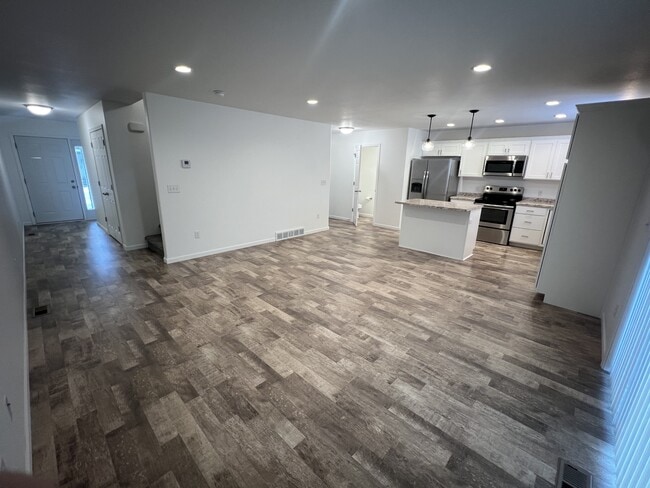 Building Photo - 5866 36th St S