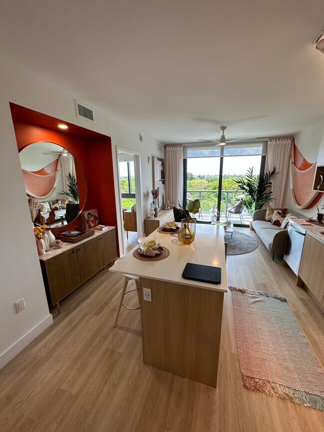 Building Photo - 598 NE 58th St