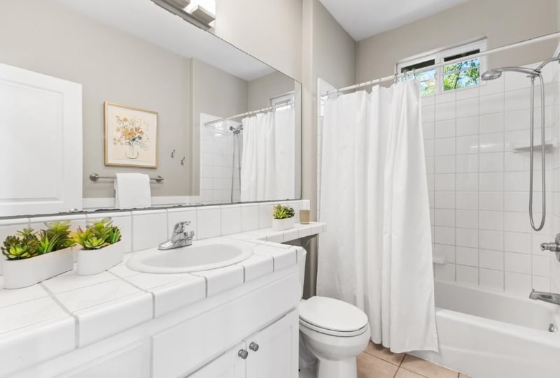 Building Photo - 2455 Prairie Ln