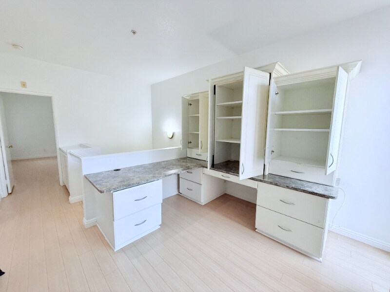 Building Photo - 109 Santa Barbara Ct