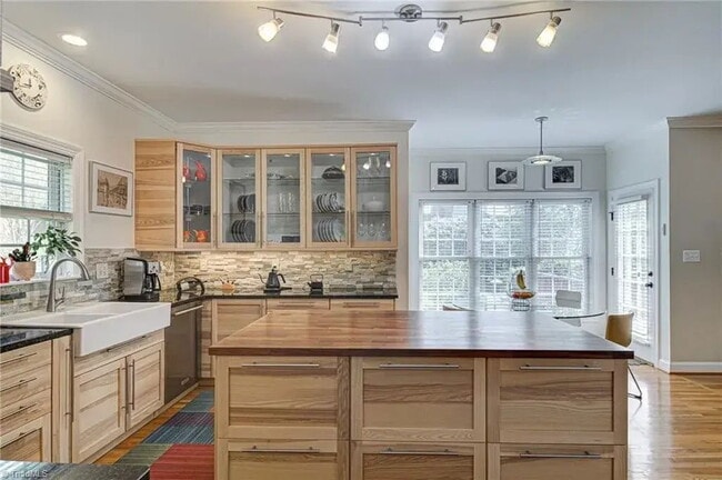 Building Photo - "Move-In Ready! Beautifully Finished 4-Bedroom Home with Fireplace, Spacious Living Areas & Deck"