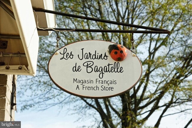 Building Photo - 2211 Hatchers Mill Rd