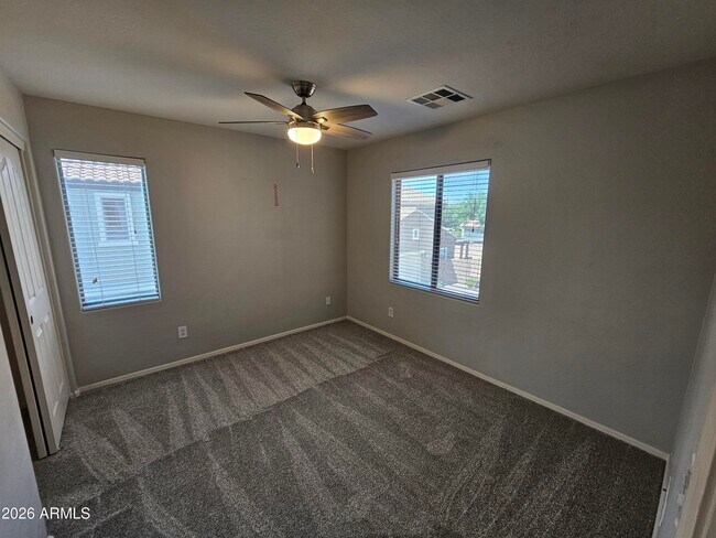 Building Photo - 1638 S Martingale Rd